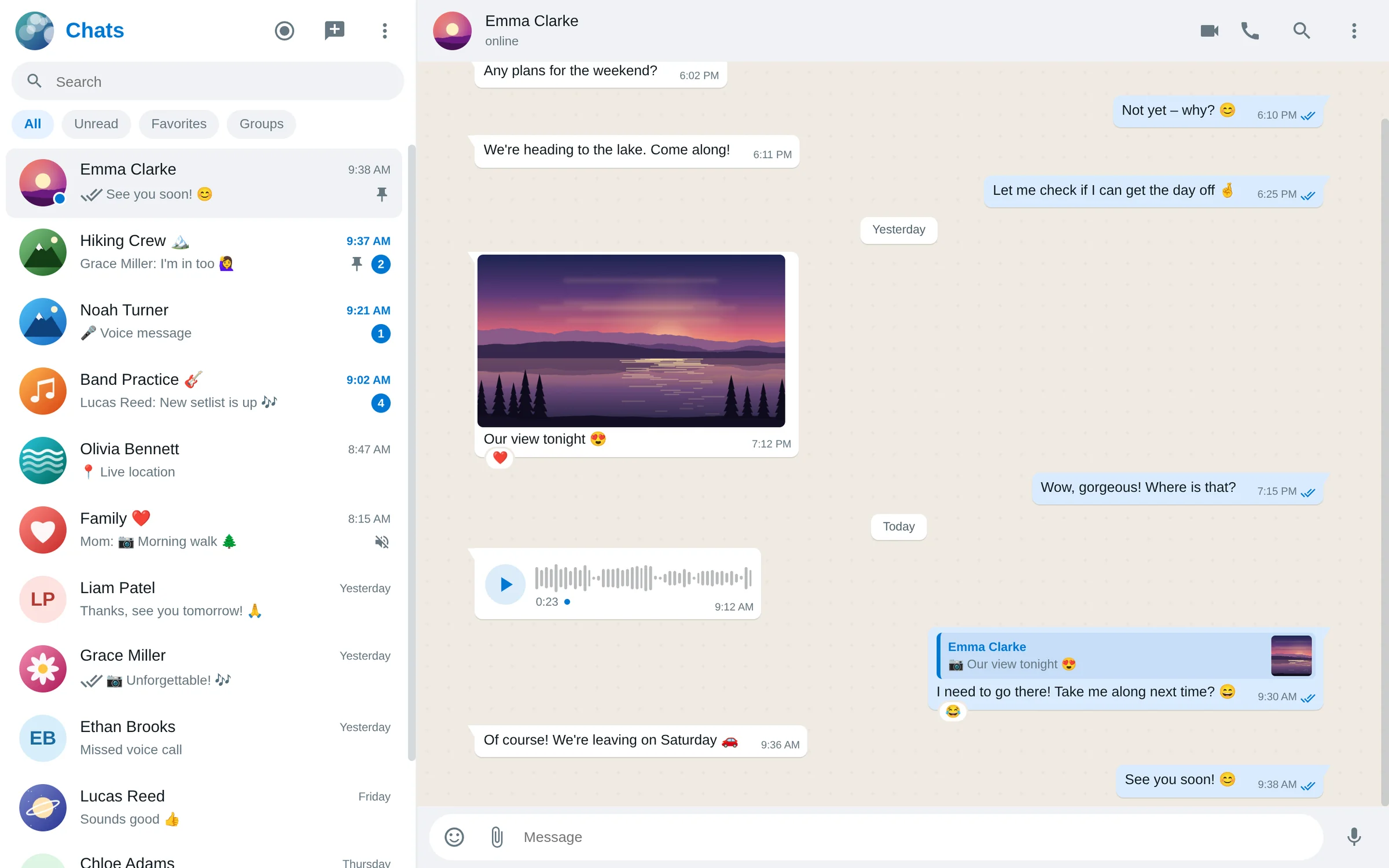 MeshUp on the computer: chat list and conversation with a photo, a voice message and a reply (light theme)